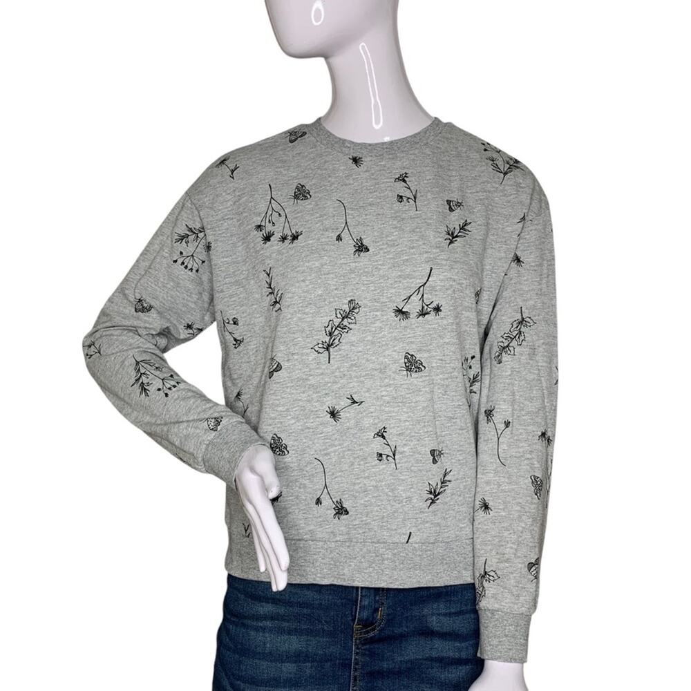 Divided by H&M Floral & Butterfly Print Gray/Black Long Sleeve Crew Neck Size S